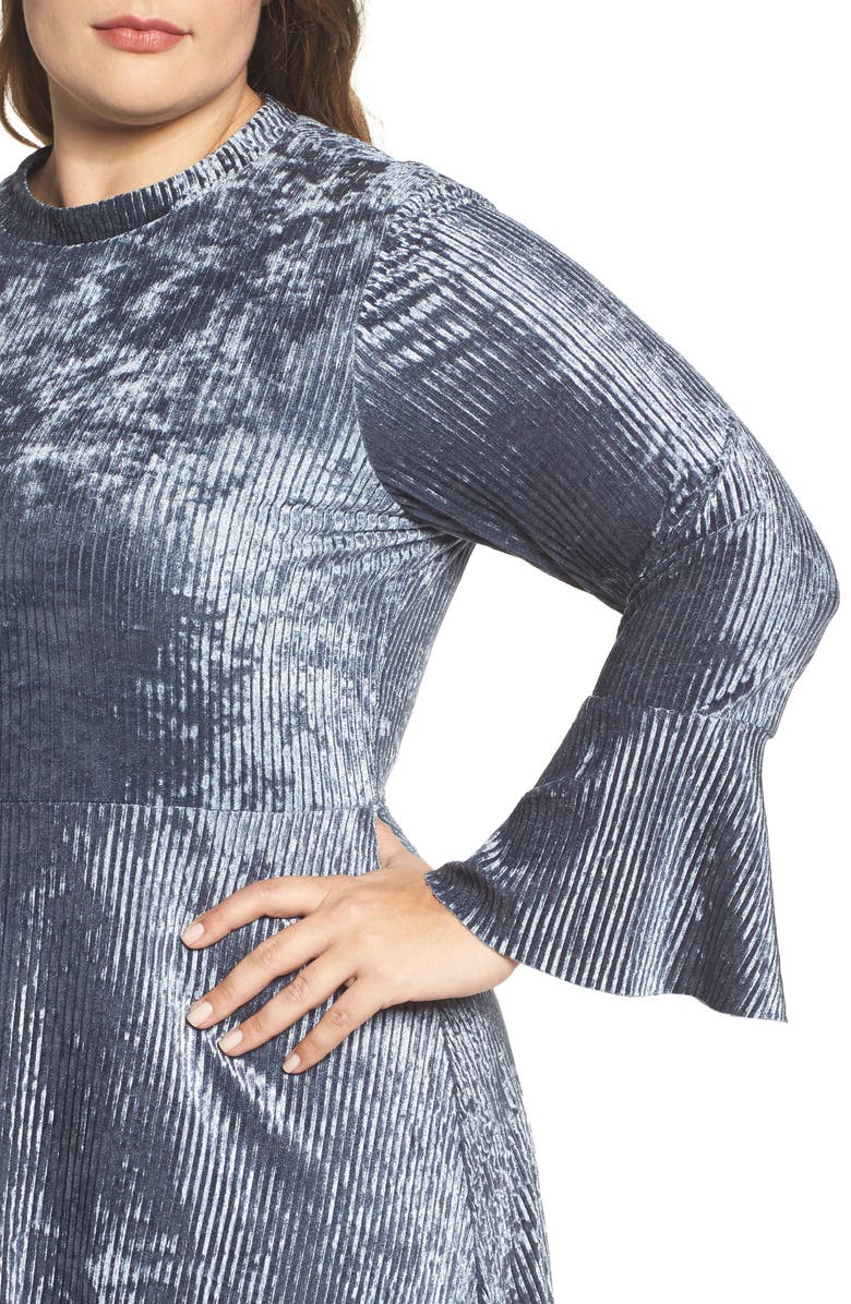 ELVI Plissé Velvet Bell Sleeve Dress, Alternate, color, 