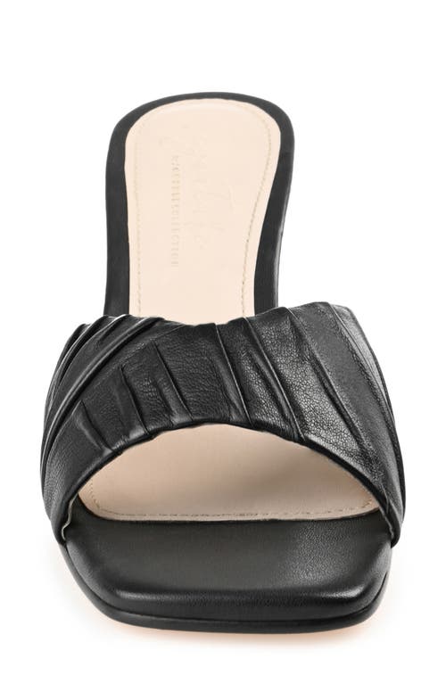Journee Signature Juliette Sandal In Black