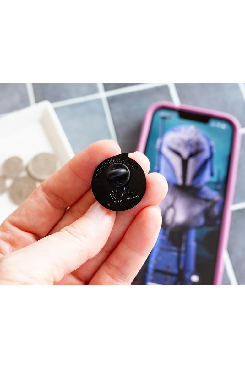 Star Wars The Mandalorian Bo-Katan Enamel Pin | SWC 2023 Exclusive, Alternate, color, Black