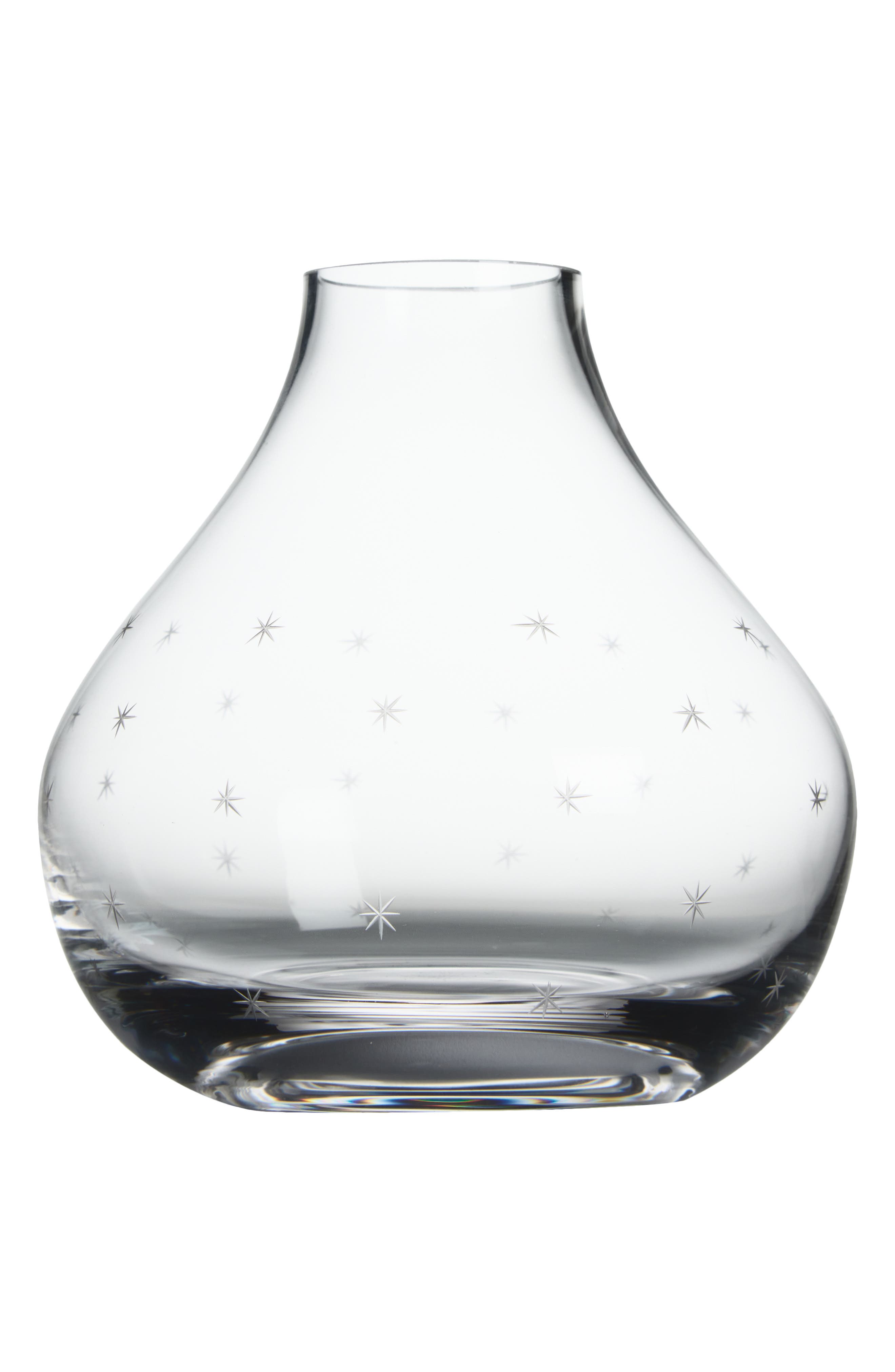 The Vintage List Crystal Vase in Stars 