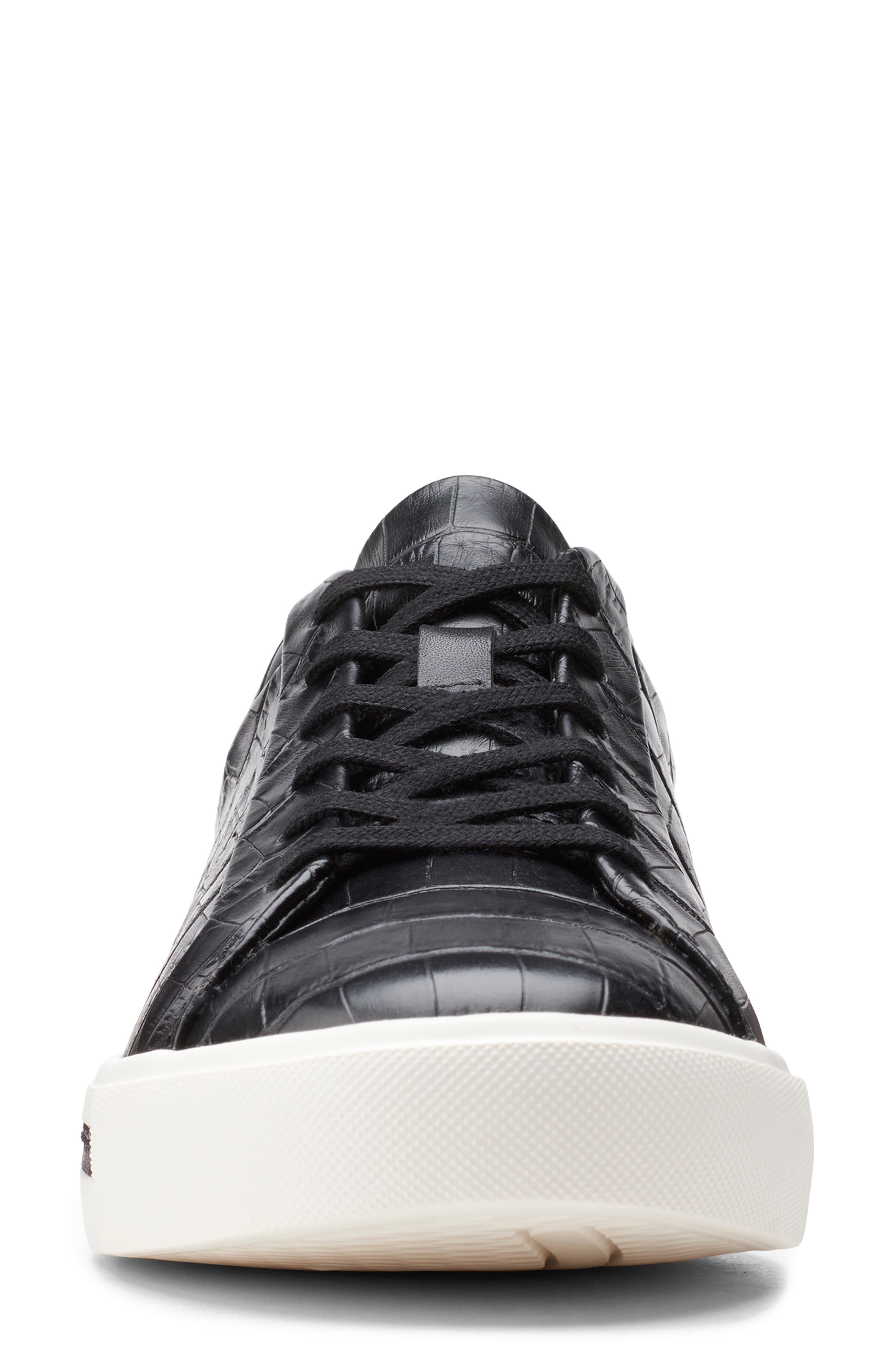 Clarks<sup>®</sup> Un Maui Lace Sneaker, Alternate, color, 