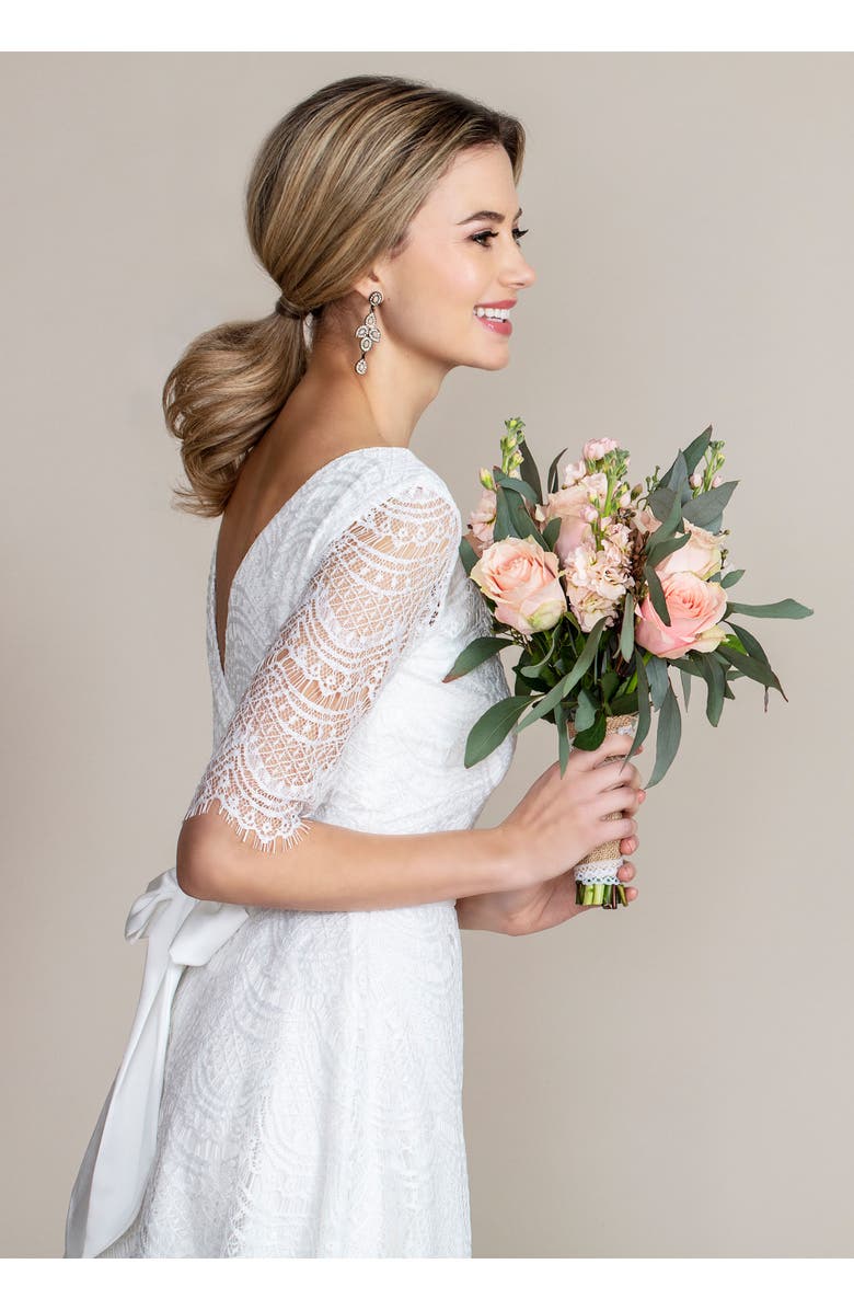 Alie Street London Evie 3/4 Sleeve Knee Length Lace Dress, Alternate, color, Ivory