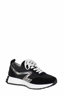 Kind Mark Sneaker