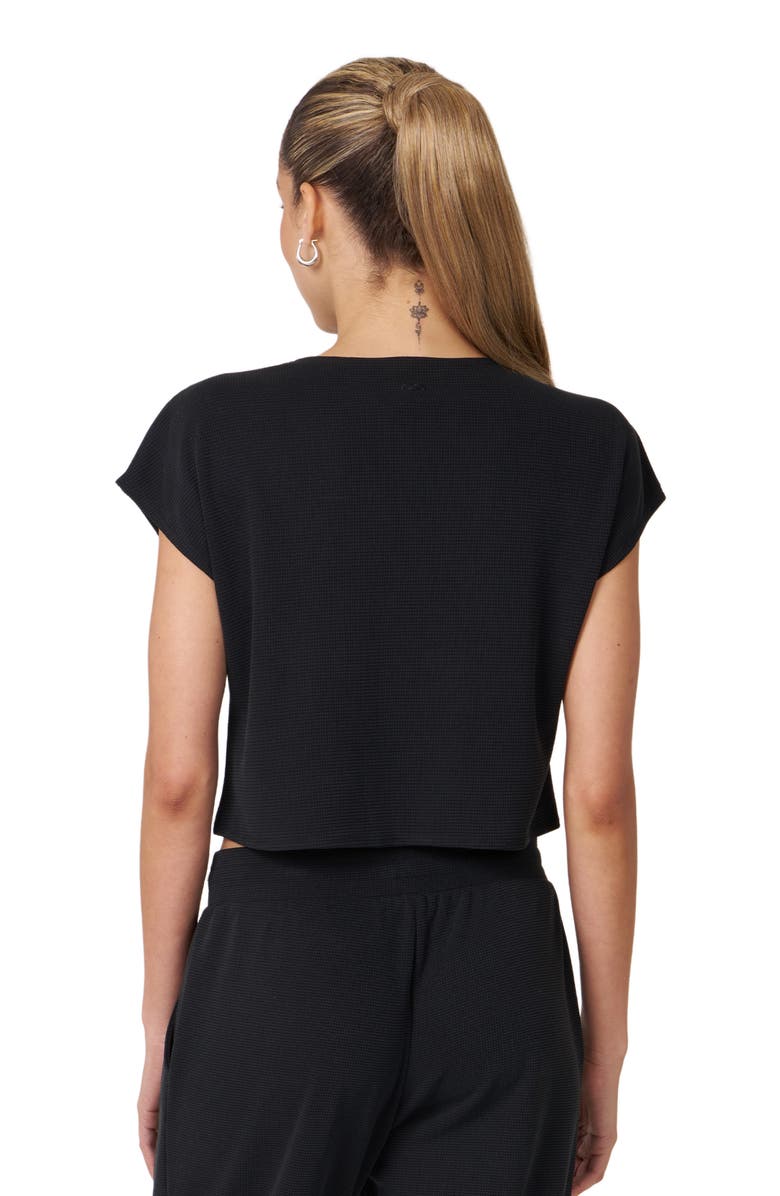 Rebody Active Retreat Pocket Waffle Tee, Alternate, color, Black