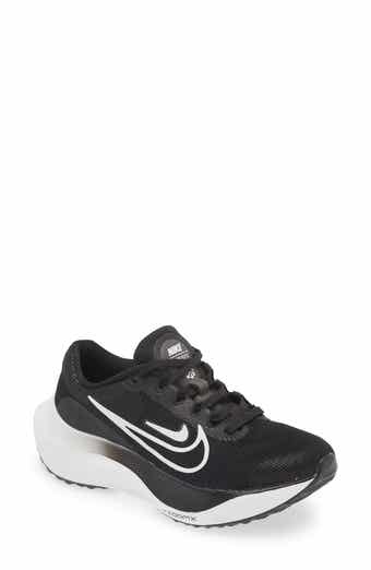 Zoom Fly 5 Running Shoe