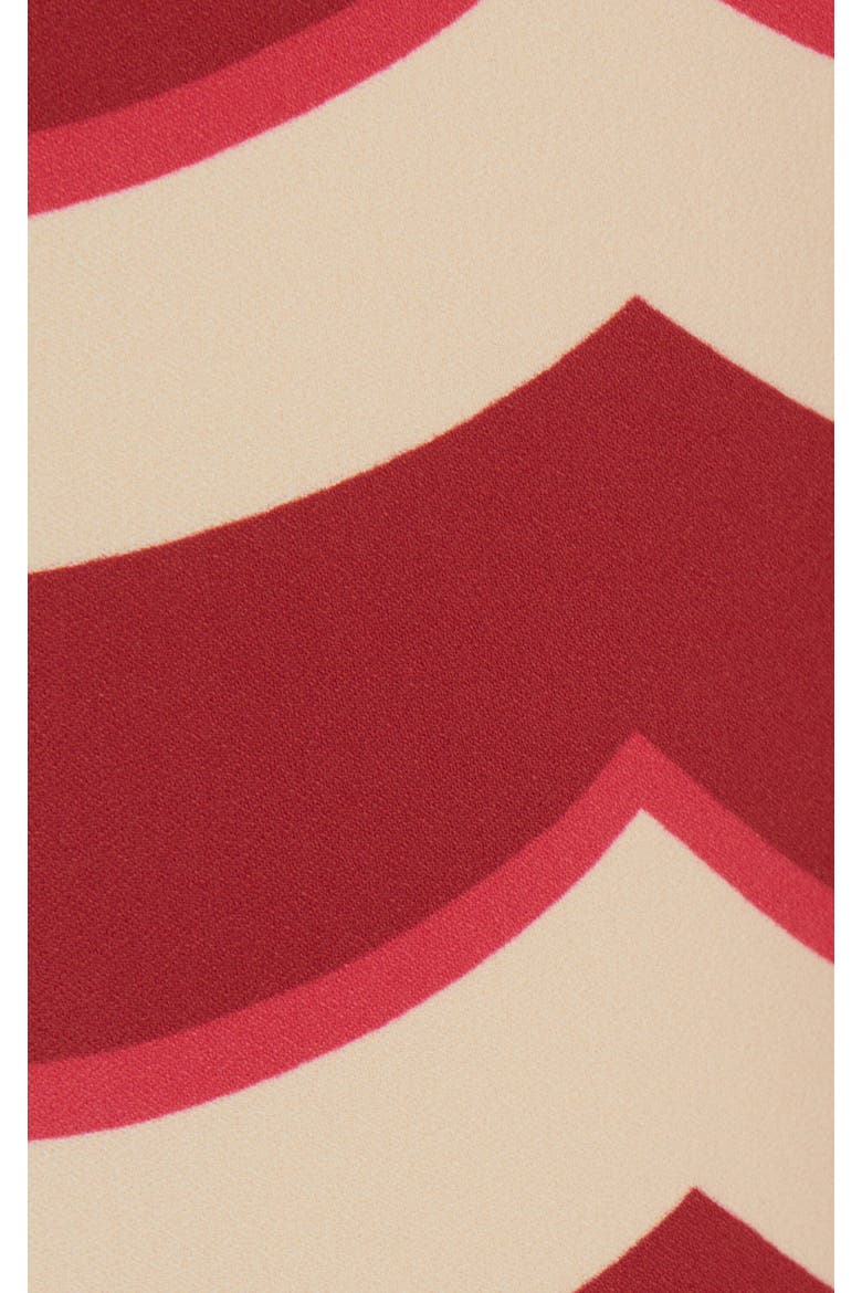 Saturday Night Pants, Alternate, color, Fans Placée Red