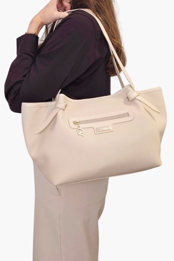 La Vie Shoulder Bag 641, Alternate, color, Beige