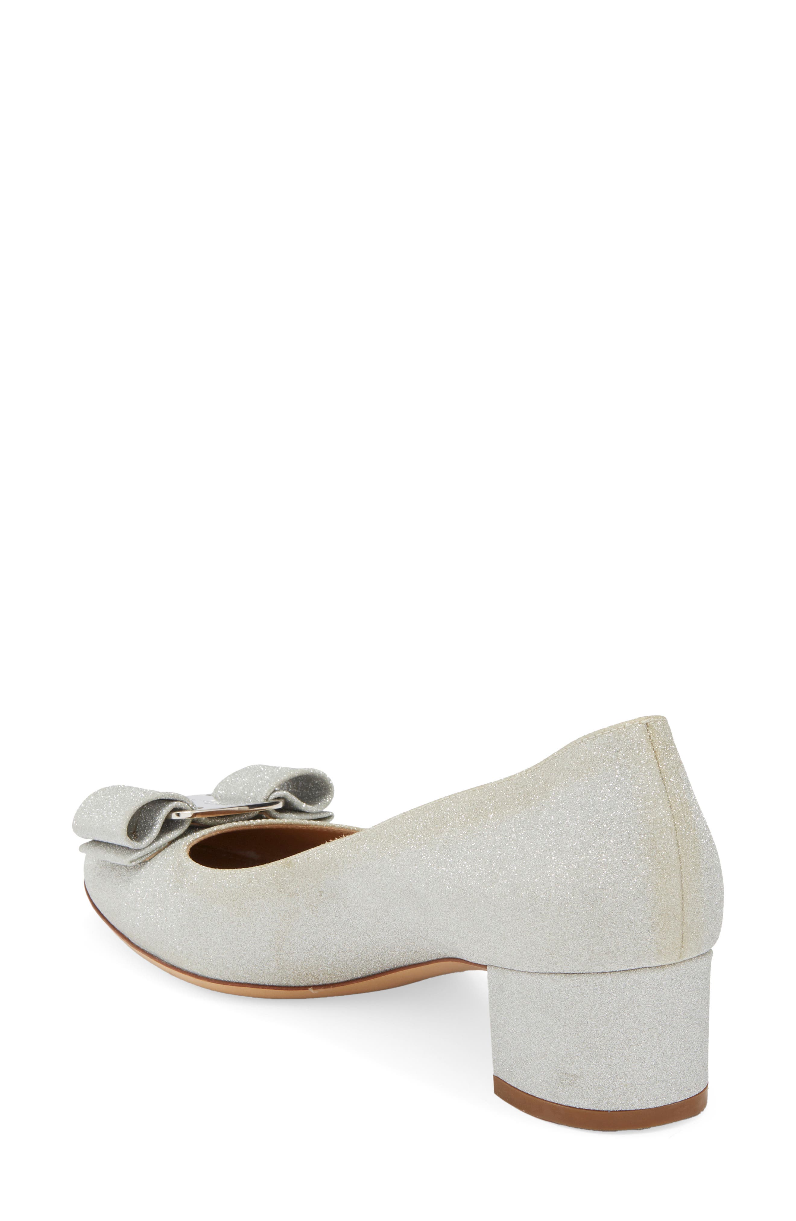 FERRAGAMO Salvatore Ferragamo Vara Bow Glitter Pump, Alternate, color, Argento