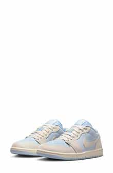 Air Jordan 1 Low SE Basketball Sneaker