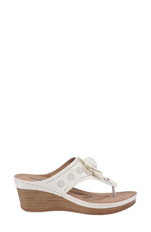 Gc Shoes Willa Flower Wedge Sandal In White