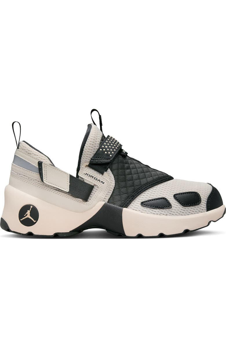Jordan Trunner LX Sneaker, Alternate, color, Light Brown/ Anthracite
