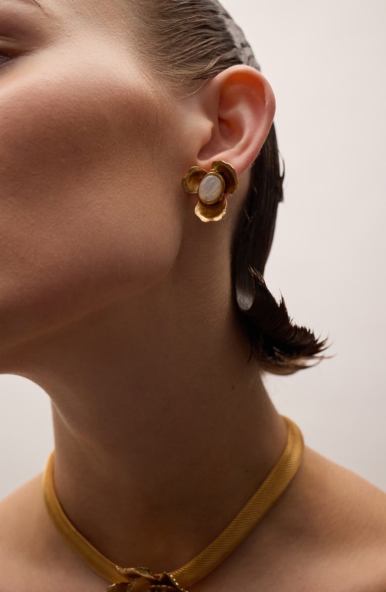 LELET NY Poppies Mother-of-Pearl Stud Earrings, Alternate, color, Mother Of Pearl