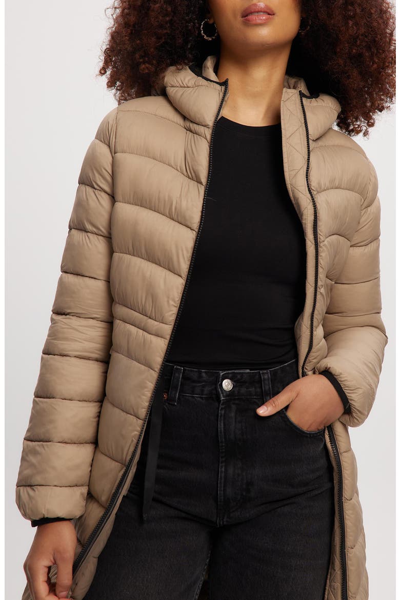 Ivy Lightweight Long Puffer Coat, Alternate, color, SAND