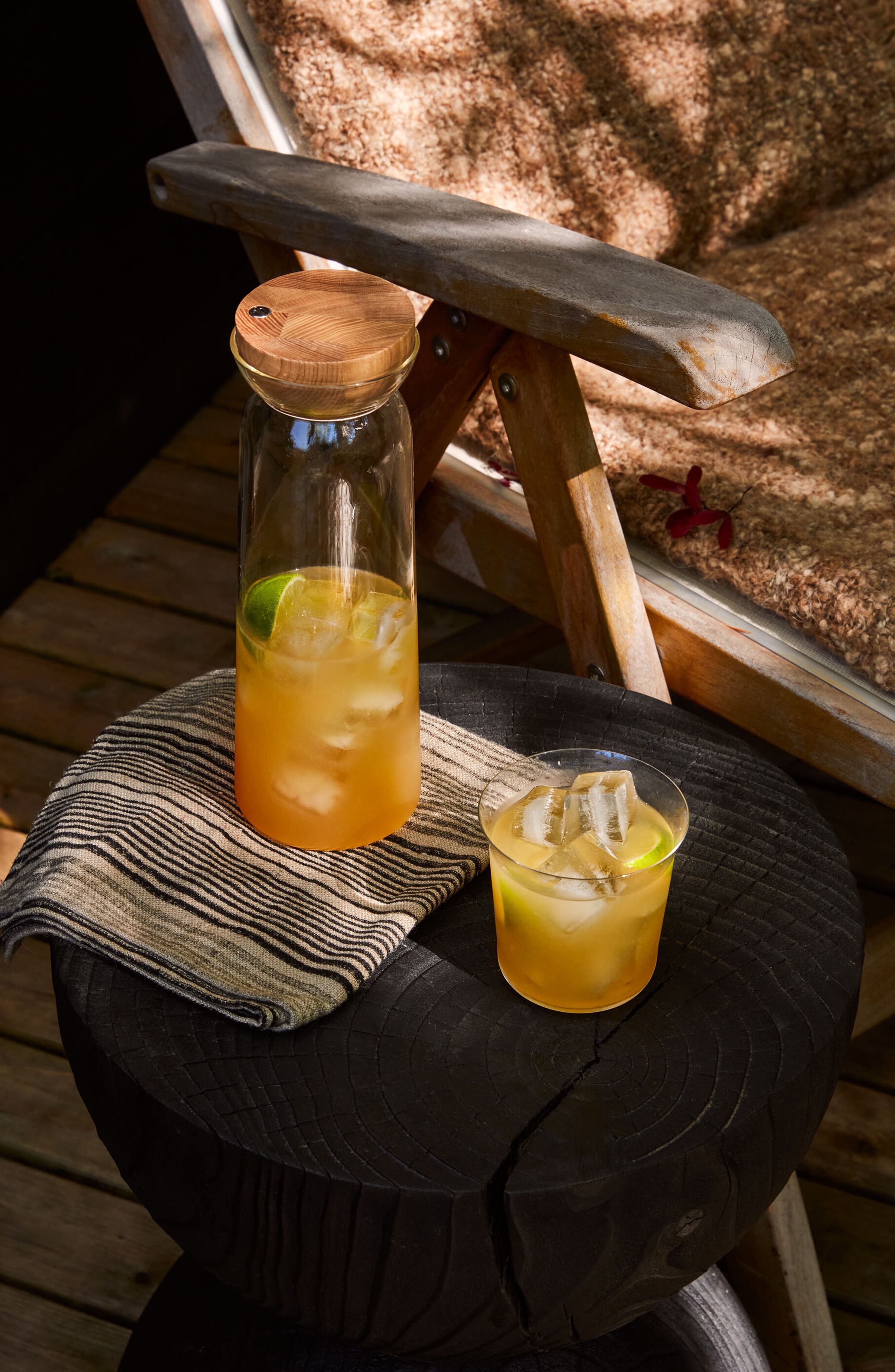 Holcomb Teeter Carafe - Thumbnail 3