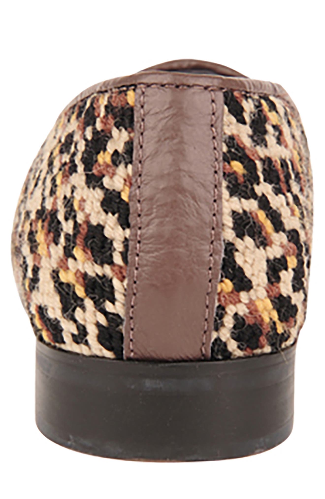 ByPaige BY PAIGE Needlepoint Mini Leopard Flat, Alternate, color, Leopard