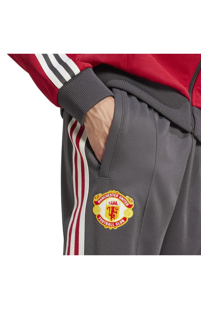 adidas Originals Men's adidas Originals Black Manchester United adicolor Track Pants, Alternate, color, Black