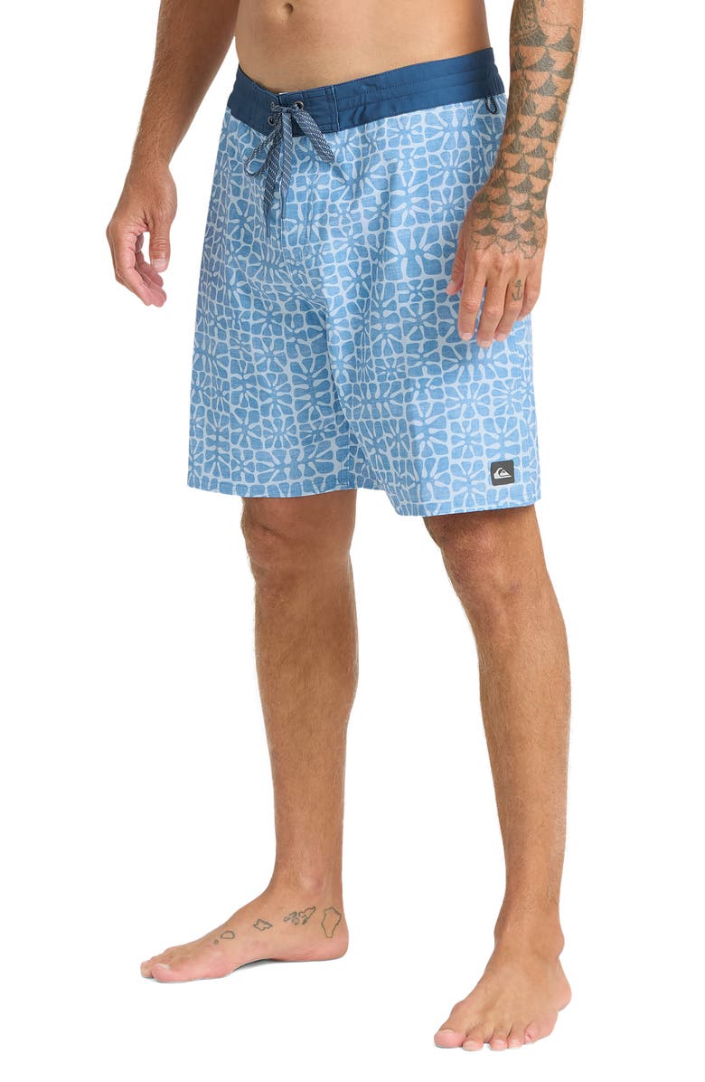 Quiksilver Coral Sea 19" Board Shorts, Alternate, color, Riviera