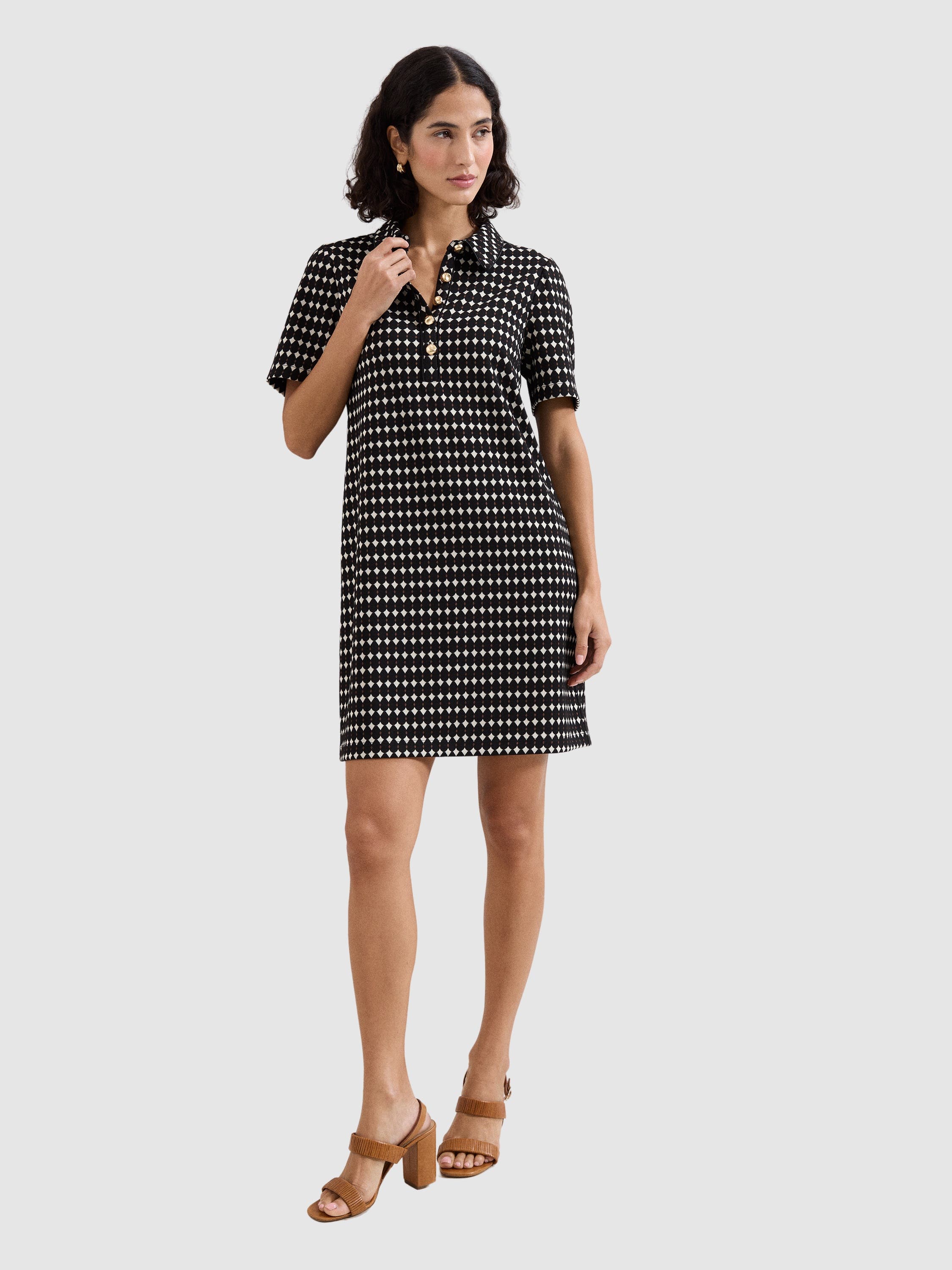 selected Black/Ivory