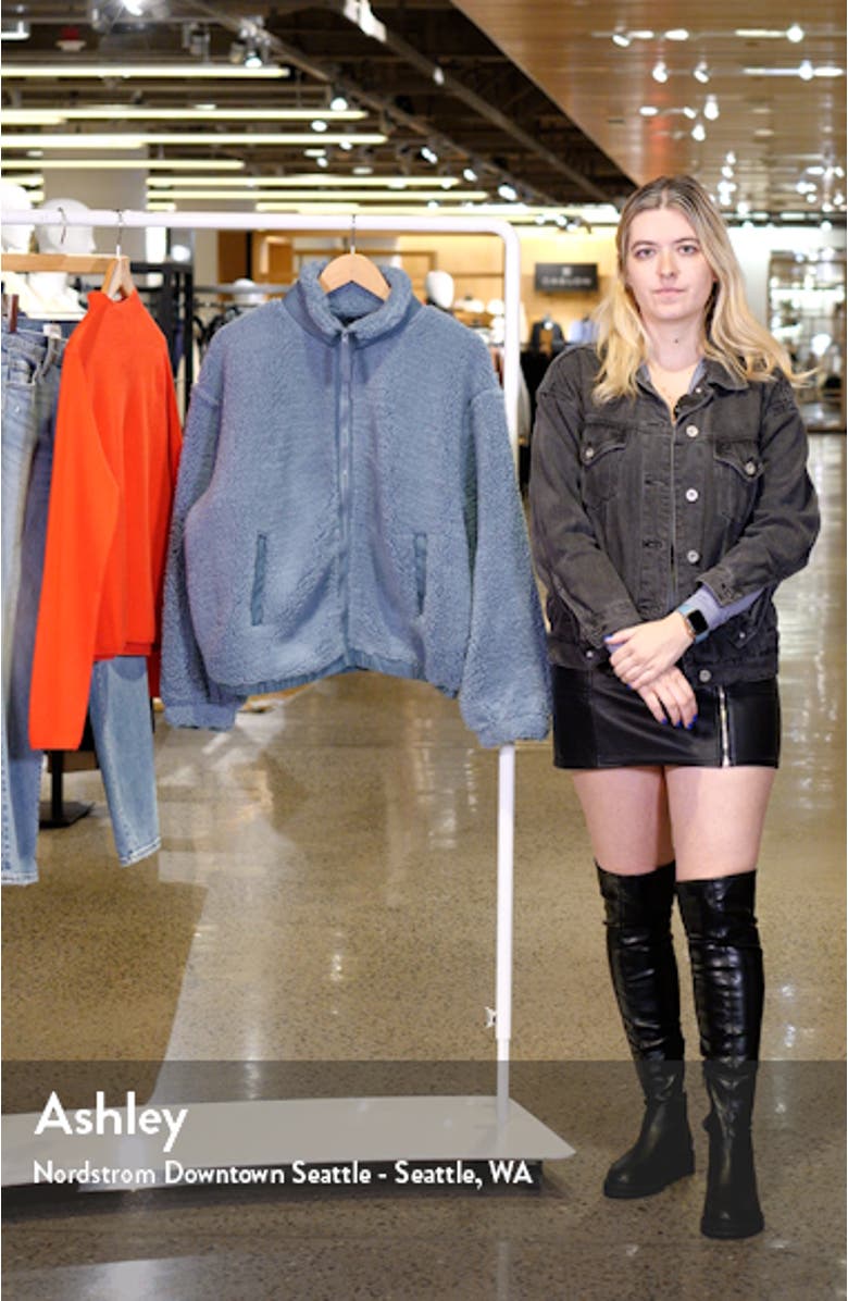 Boxy Fleece Jacket, sales video thumbnail