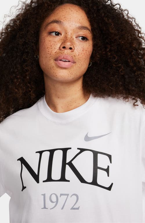 Nike Classics Cotton Boxy Graphic T-shirt