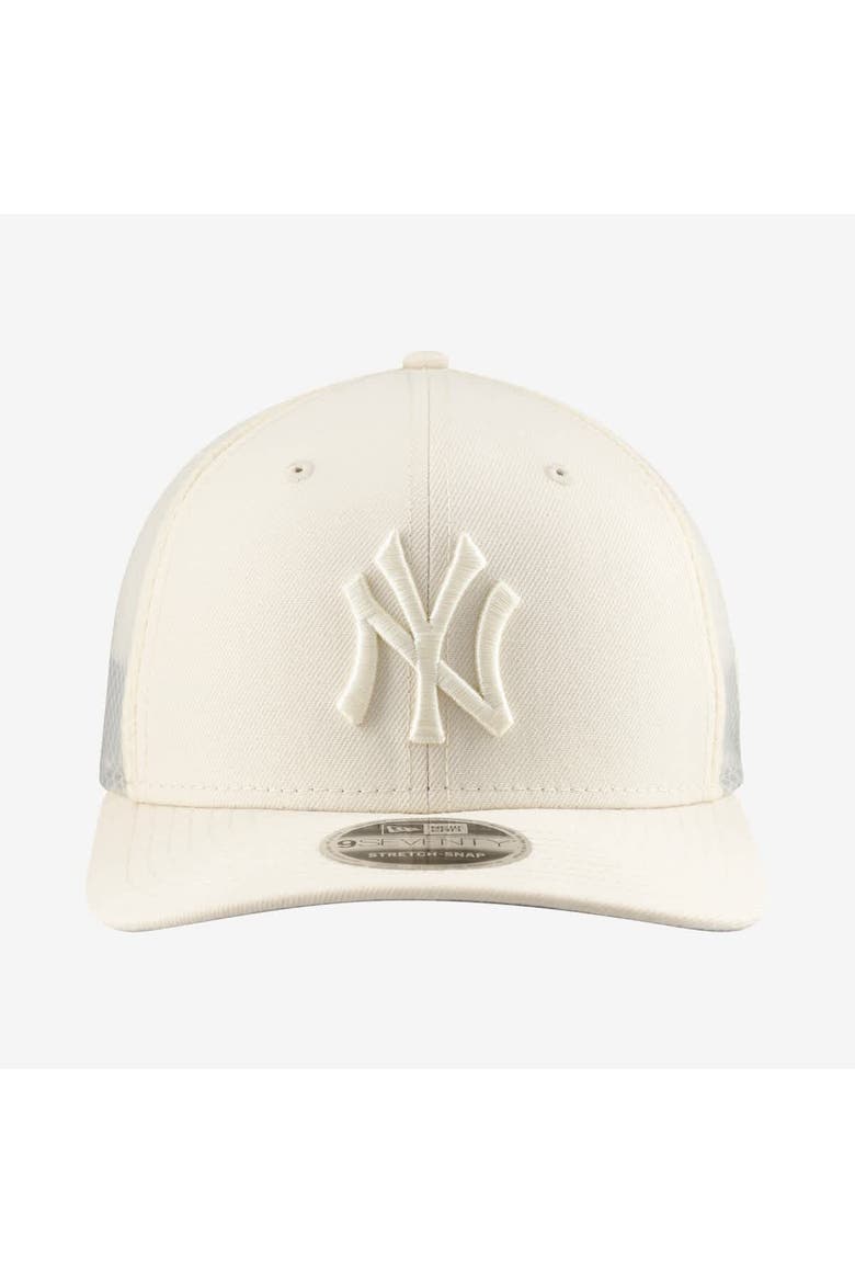 Men's New Era Light Beige New York Yankees Color Pack COOLERA 9SEVENTY Trucker Adjustable Hat, Alternate, color, Light Beige