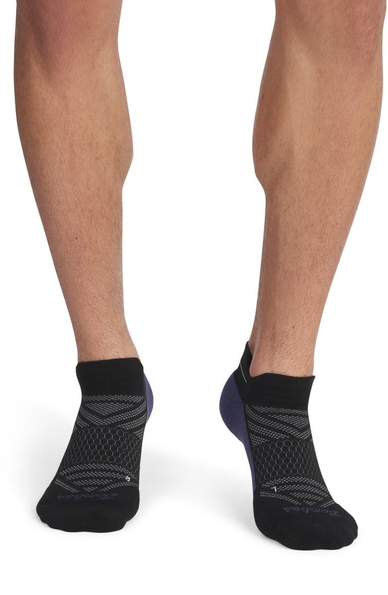 Bombas Solid Mesh Run Ankle Socks, Alternate, color, Black