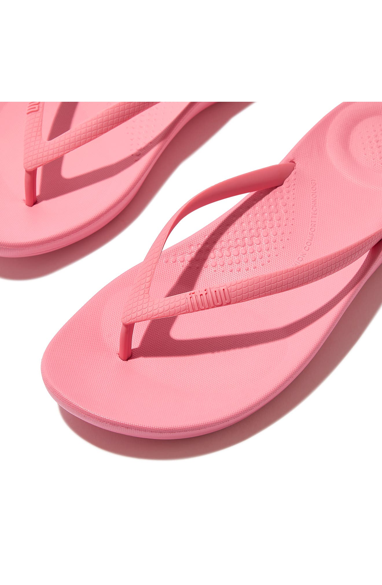 FitFlop iQushion Flip Flop, Alternate, color, Pink Perfect