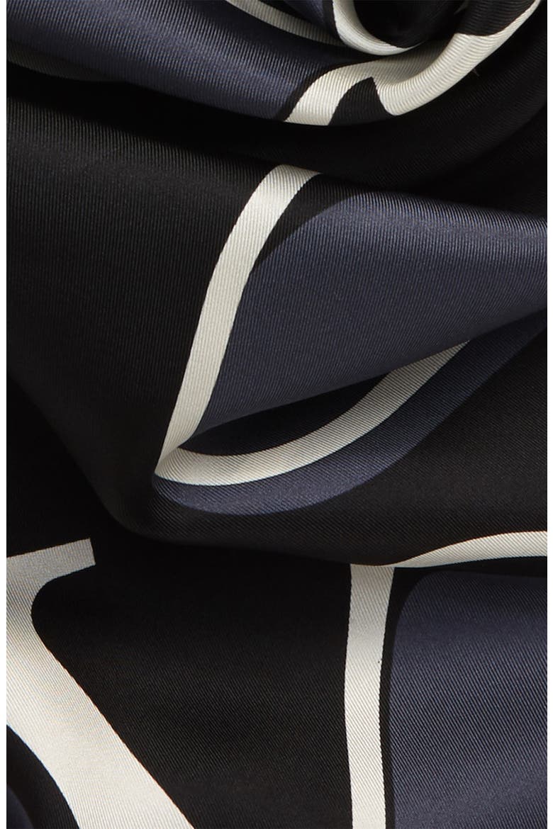 Go Logo Square Silk Scarf, Alternate, color, NERO/ BIANCO