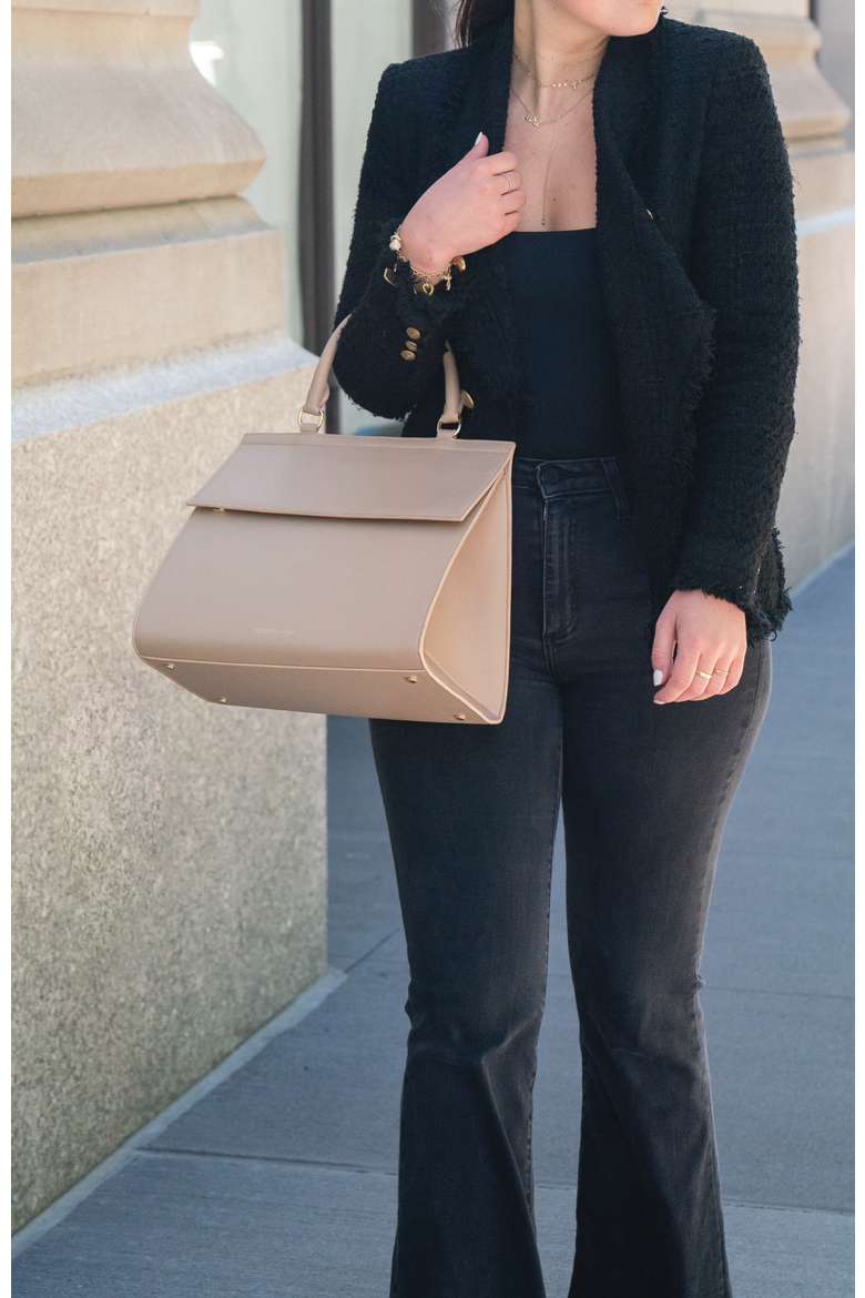 THE LARGE LUNCHER, Alternate, color, Cream