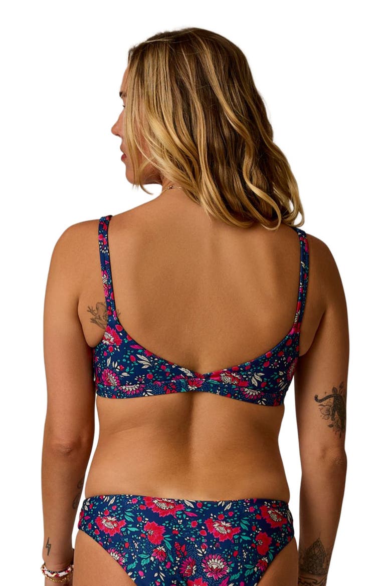 Breakers Compression Top, Alternate, color, Isla