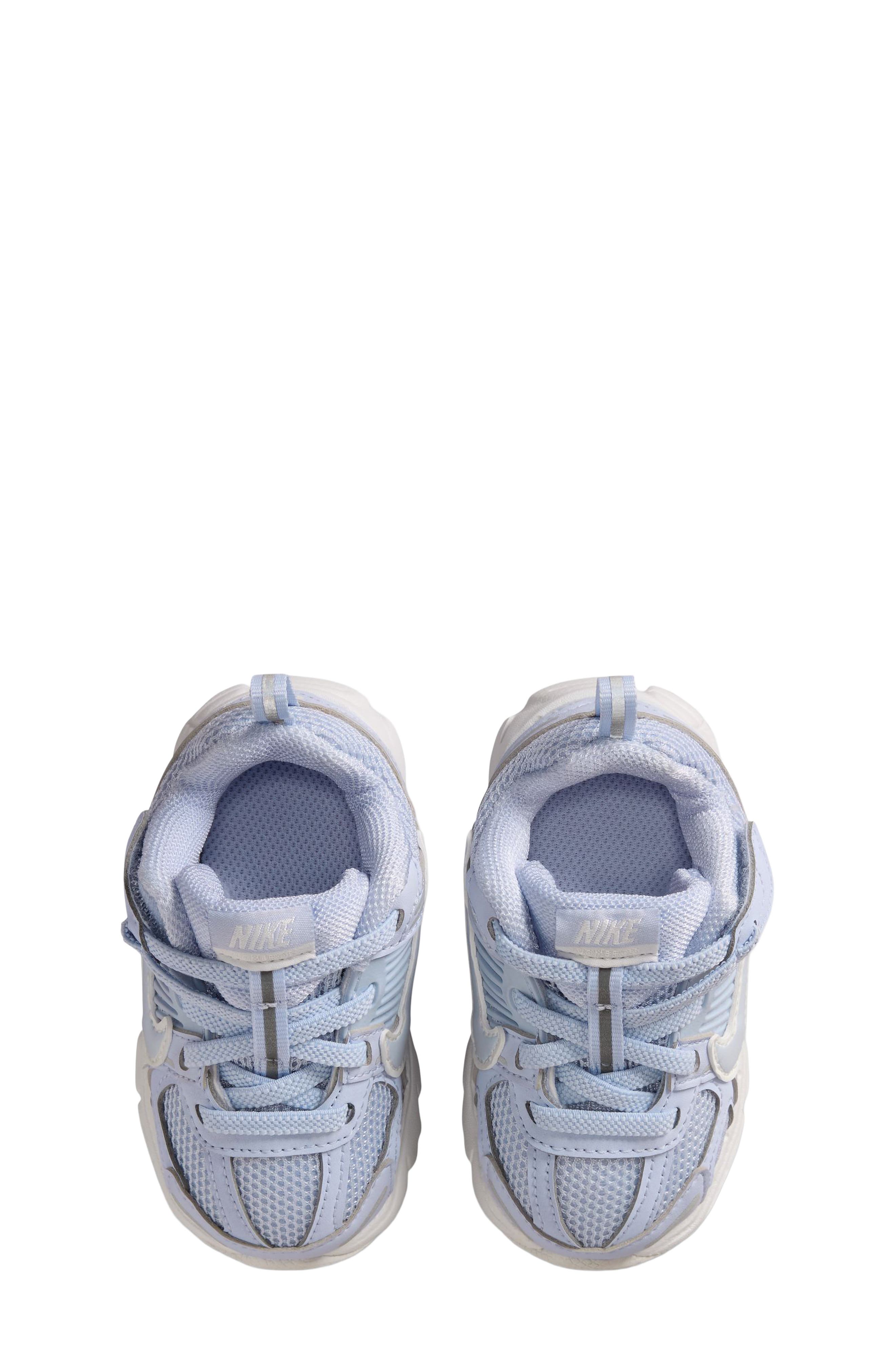 Kids' Vomero 5 Sneaker, Alternate, color, GHOST/ GHOST