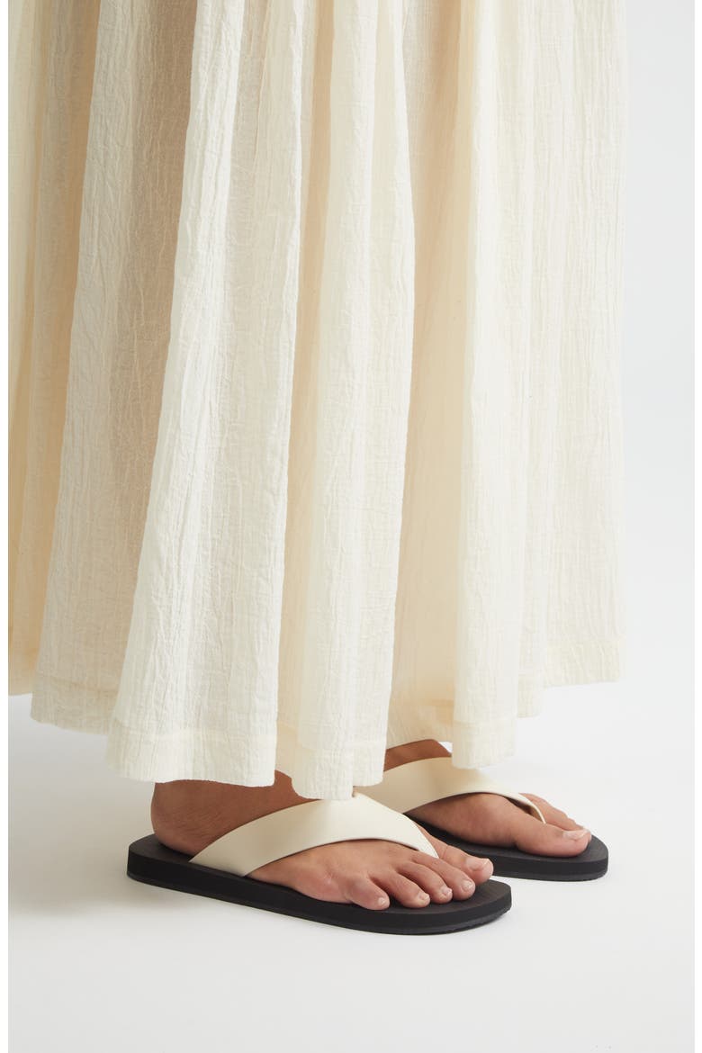 The Row Dune Classic Ginza Flip Flop (Women) | Nordstrom The Row Dune Classic Ginza Flip Flop (Women) | Nordstrom