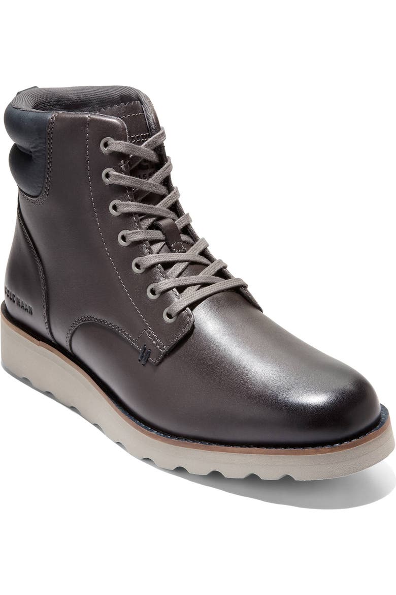 cole haan dress boots mens Men's Hawthorne Leather Lace-Up Chukka resistant upper and suiting Men's Cole Haan, Grand+ Ultra