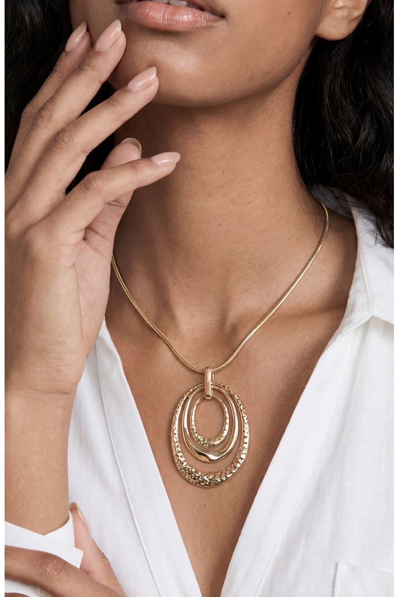 Large Oval Pendant Necklace, Alternate, color, GOLD