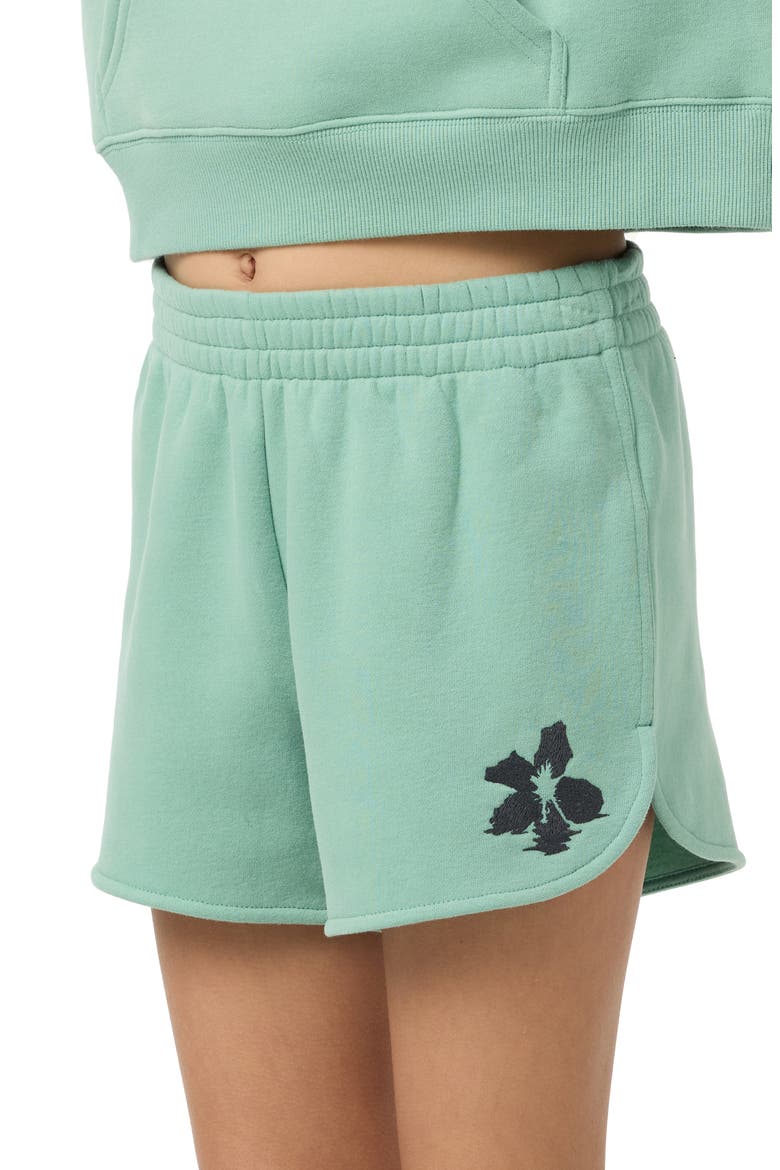 Kids' Tropic Melt Scallop Shorts, Alternate, color, GREEN