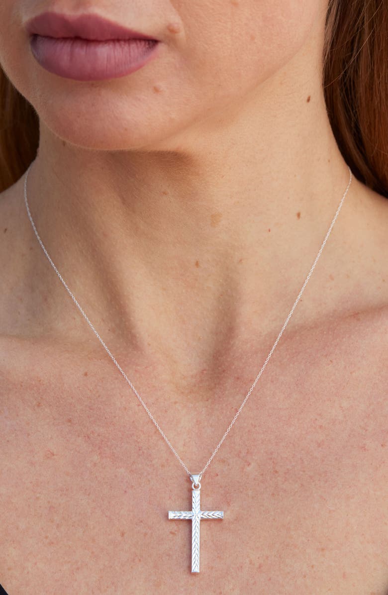 SAVVY CIE JEWELS Textured Cross Pendant Necklace, Alternate, color, Silver