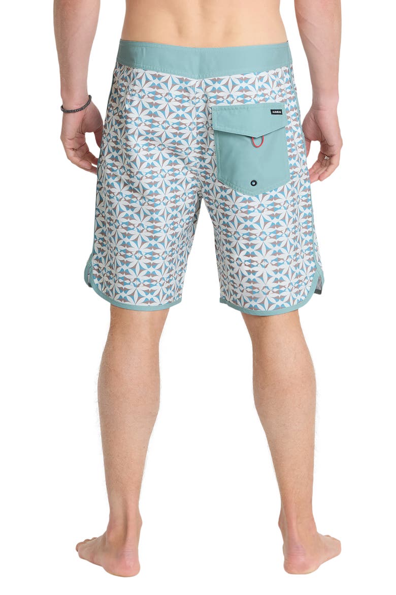 Nature Tile 19 Board Shorts, Alternate, color, PEYOTE