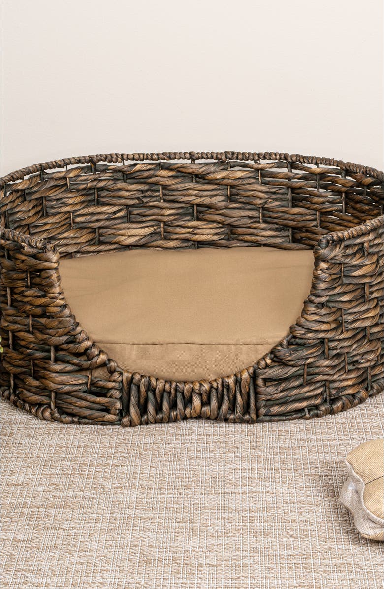 The Licker Store Perri 24" x 18" Classic Farmhouse Handwoven Hyacinth Oval Pet Bed, Machine-Washable Cushion, Alternate, color, Brown