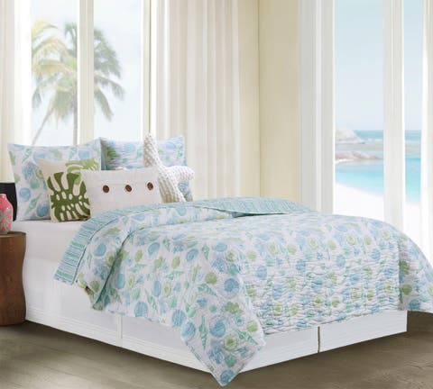 Delray Beach Coastal Seashell Quilt Set  - Reversible and Machine Washable