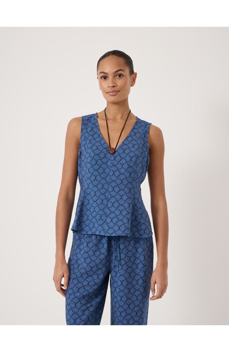 Hush Sybil V-Neck Air Flow Godet Top, Main, color, Seashell Navy