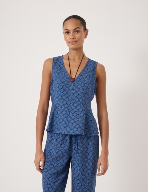 Sybil V-Neck Air Flow Godet Top