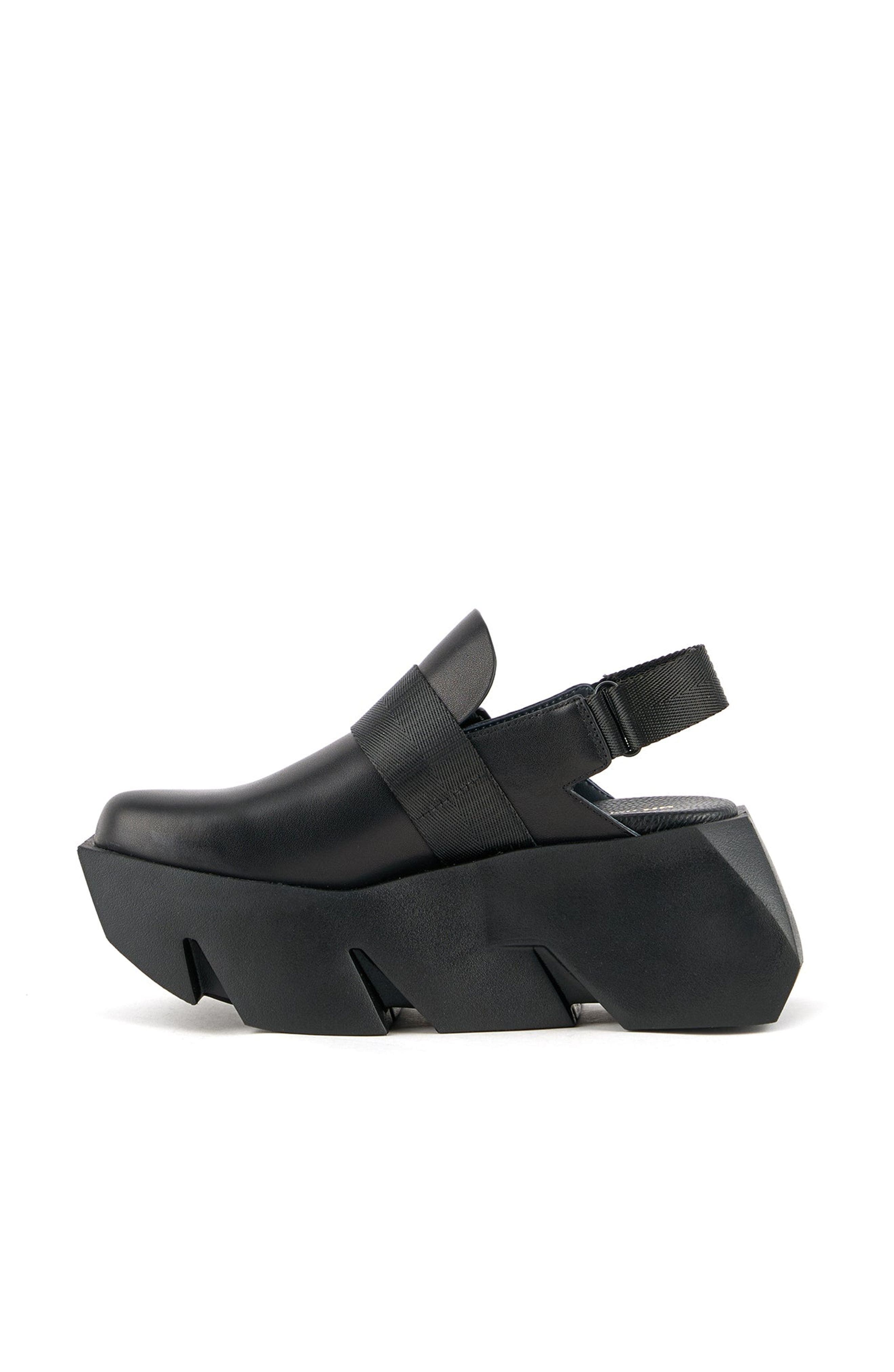 Bull Run Sandal, Alternate, color, Black