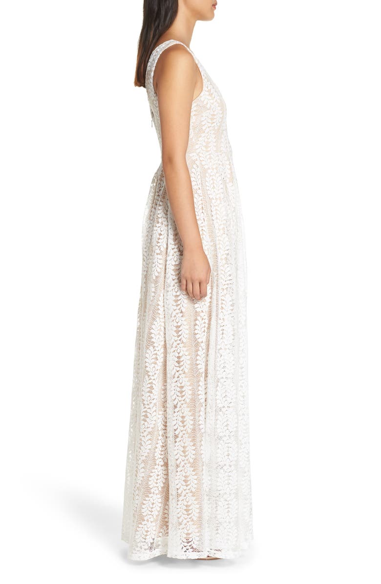 Lulus Eliana Lace V-Neck Gown, Alternate, color,