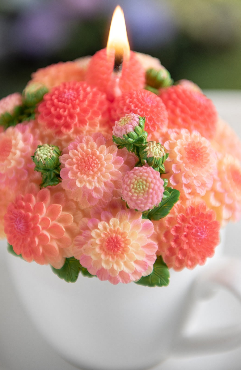 Southlake gifts Dahlia Bouquet Aromatherapy Candle, Alternate, color, Pink Orange