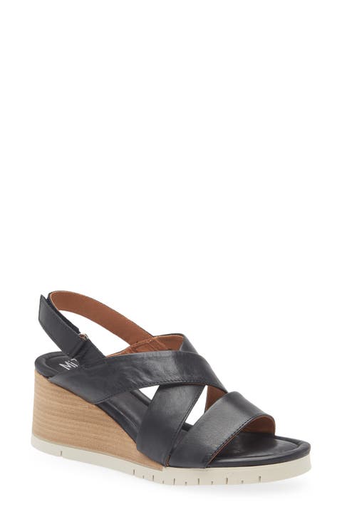 Morgana Wedge Sandal (Women)