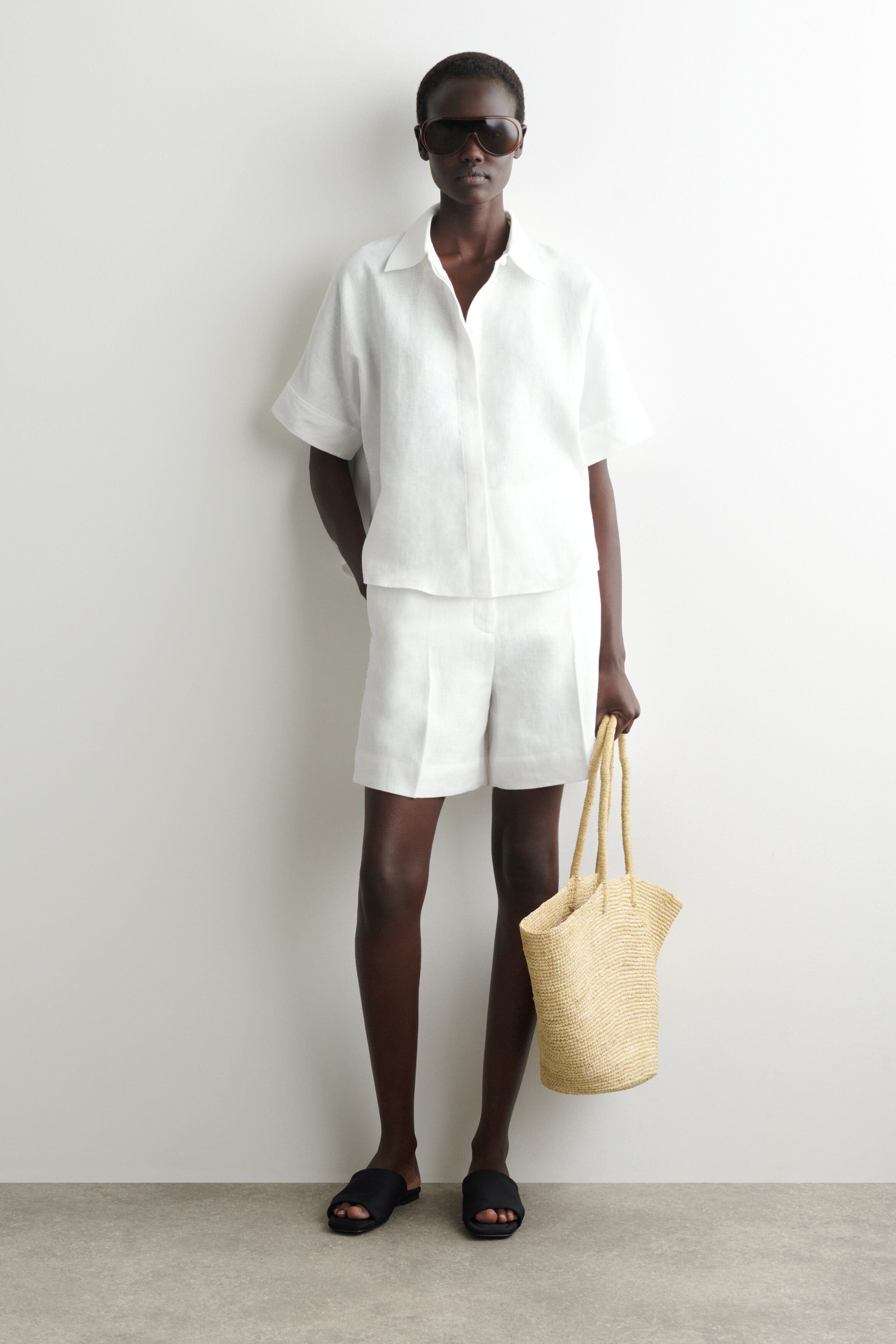 Oversized Short-Sleeved Linen Shirt - image 4