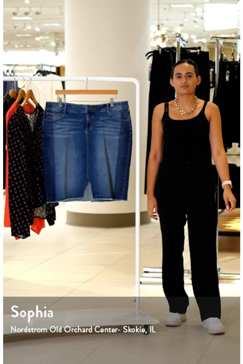 Shadow Mix Frayed Denim Skirt video