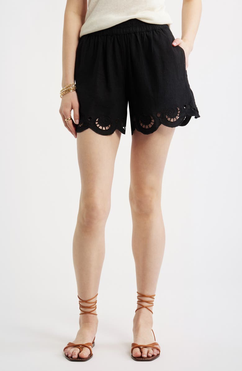 Treasure & Bond Cutwork Hem Linen Blend Pull-On Shorts, Main, color, Black