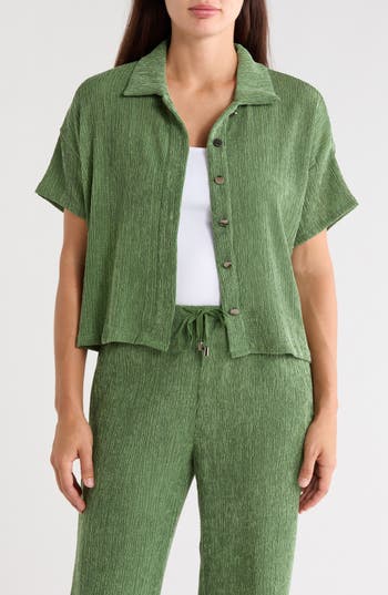 CYRUS Short Sleeve Button Front Shirt in Moss Green at Nordstrom Rack, Size Medium