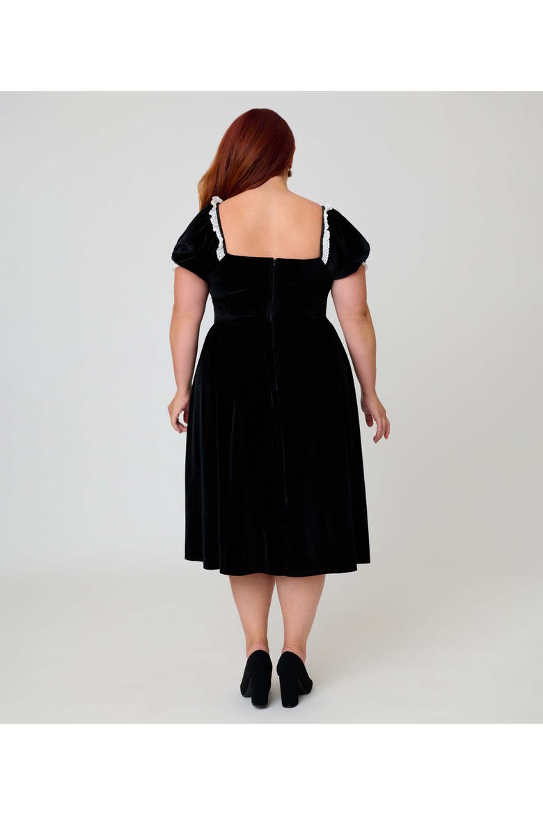 Plus Size Sweetheart Puff Sleeve Swing Dress, Alternate, color, Black w/ White Ribbon